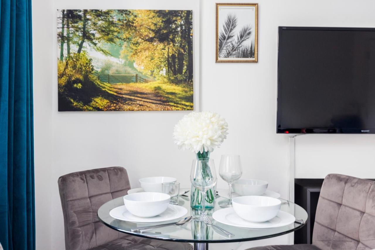 2 Bed Apartment Londyn Zewnętrze zdjęcie